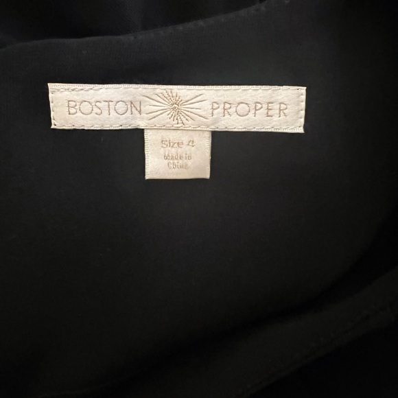 Boston Proper Black Pleated Solid Peplum Sleeveless Blouse SZ 4 - Picture 9 of 9